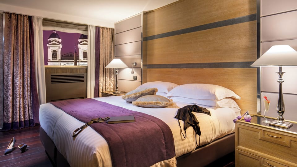 In-room safe, free WiFi, bed sheets