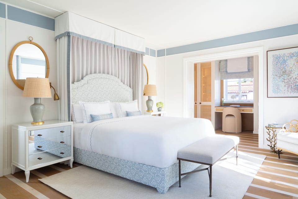 Presidential Suite | Free minibar items, in-room safe, desk, laptop workspace