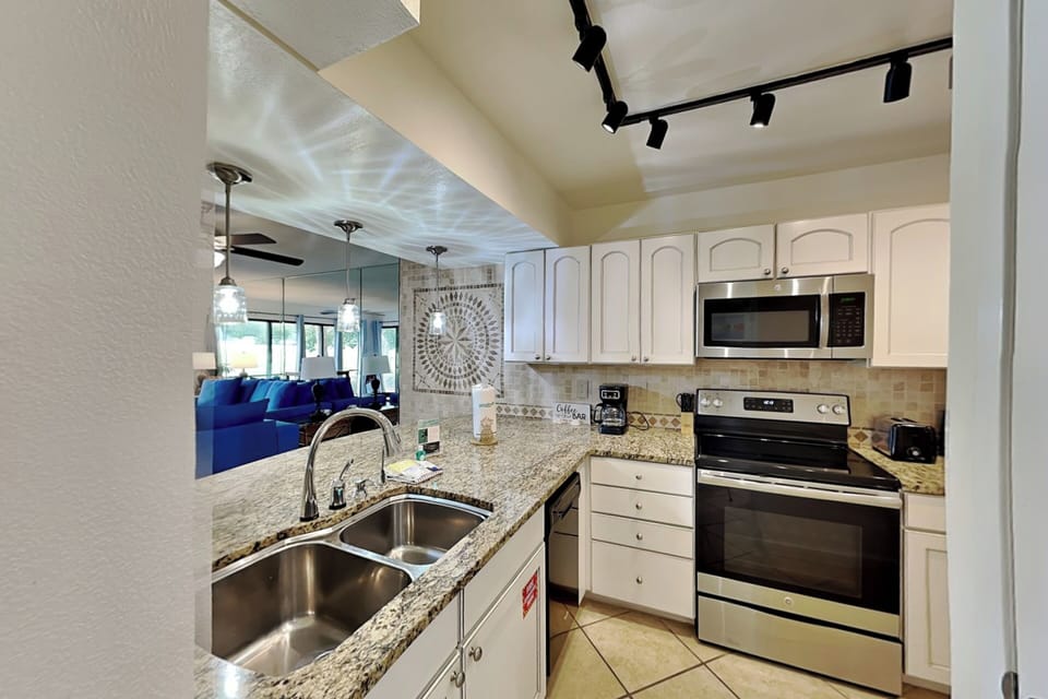 Kitchen - Modern Appliances