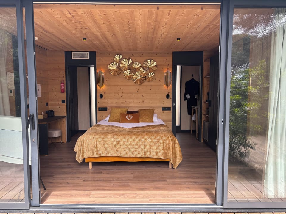 Standard Chalet, Garden View | 1 bedroom, in-room safe, desk, laptop workspace