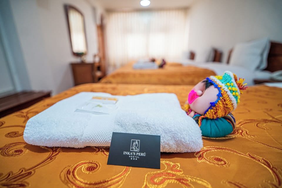 Business Quadruple Room | Desk, laptop workspace, soundproofing, free WiFi