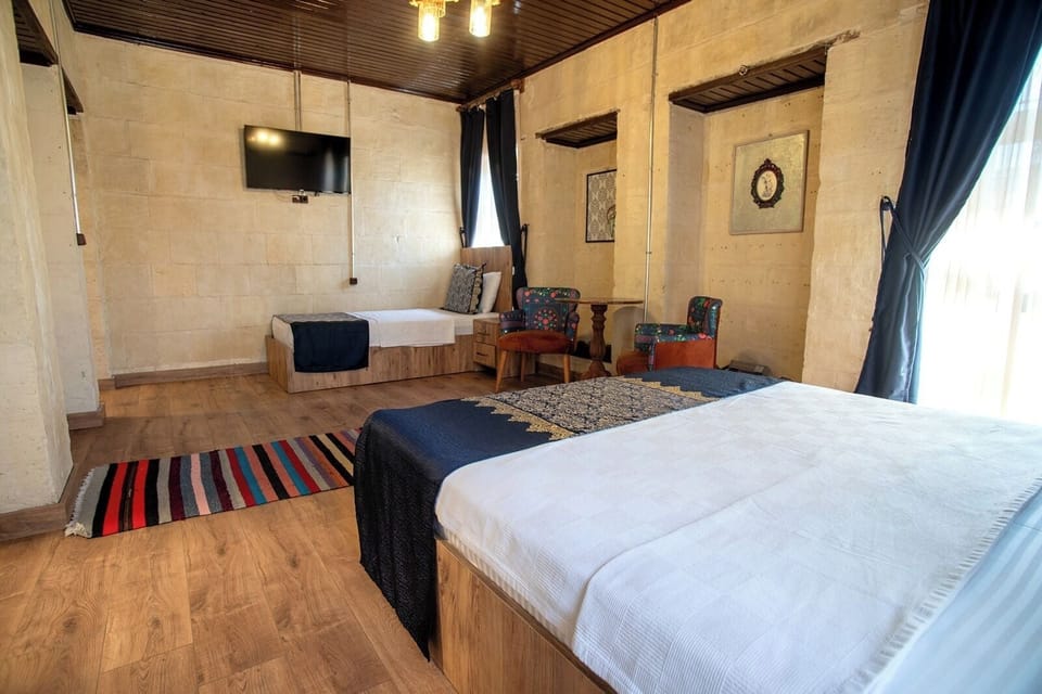 Family Triple Room | Egyptian cotton sheets, premium bedding, minibar, soundproofing