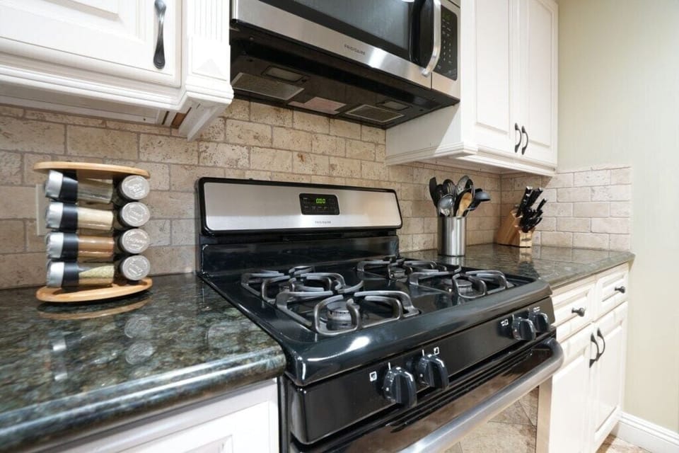 House, Multiple Beds, Pool Access, Pool View (Destination #04) | Private kitchen | Electric kettle