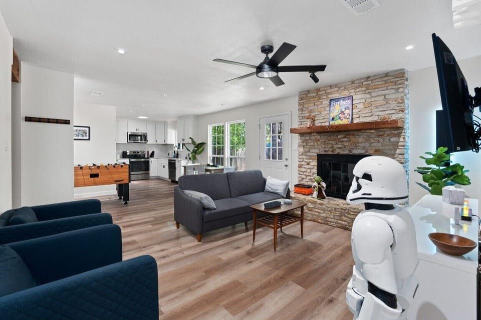 Living Room (6)
