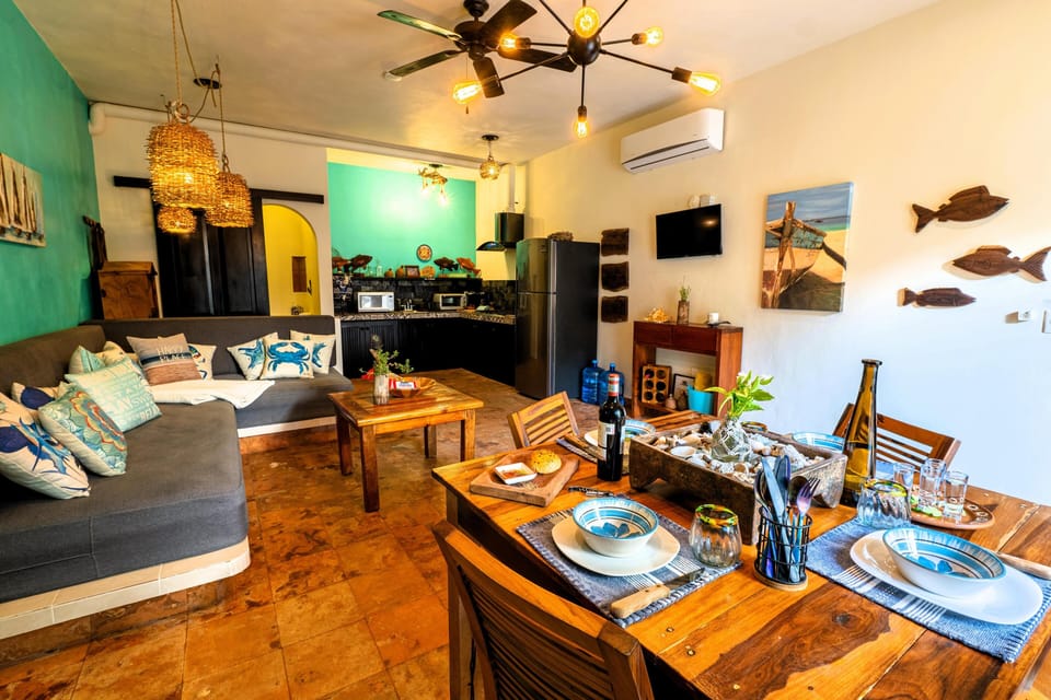 Jardin Suite Living and Dining Area
