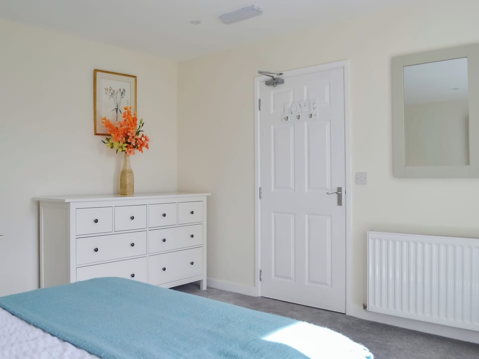 Double bedroom | Aberfoyle Apartment 4 - Oak - Loch Apartments, Aberfoyle