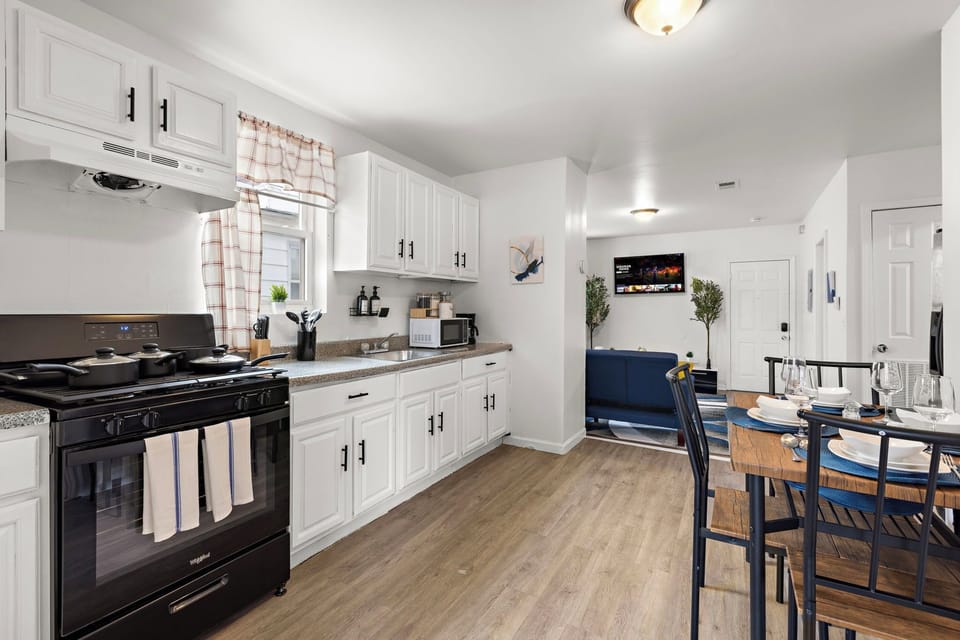Fully loaded kitchen