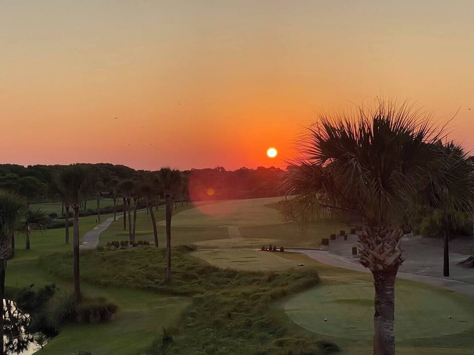 End your day at Seabrook with breathtaking sunset views that bring warmth and beauty to your evenings.