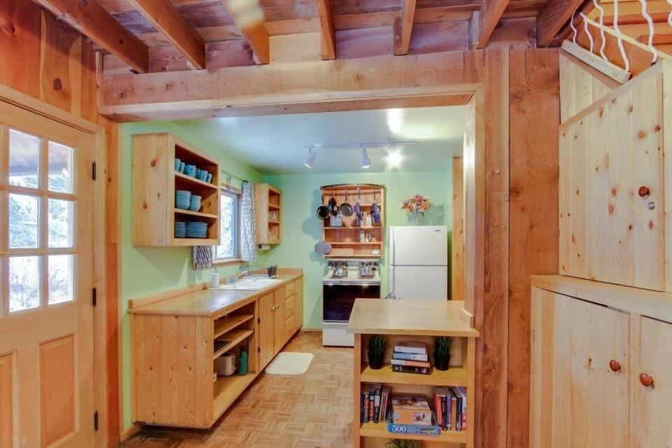 Bright kitchen. Ikea stocked.