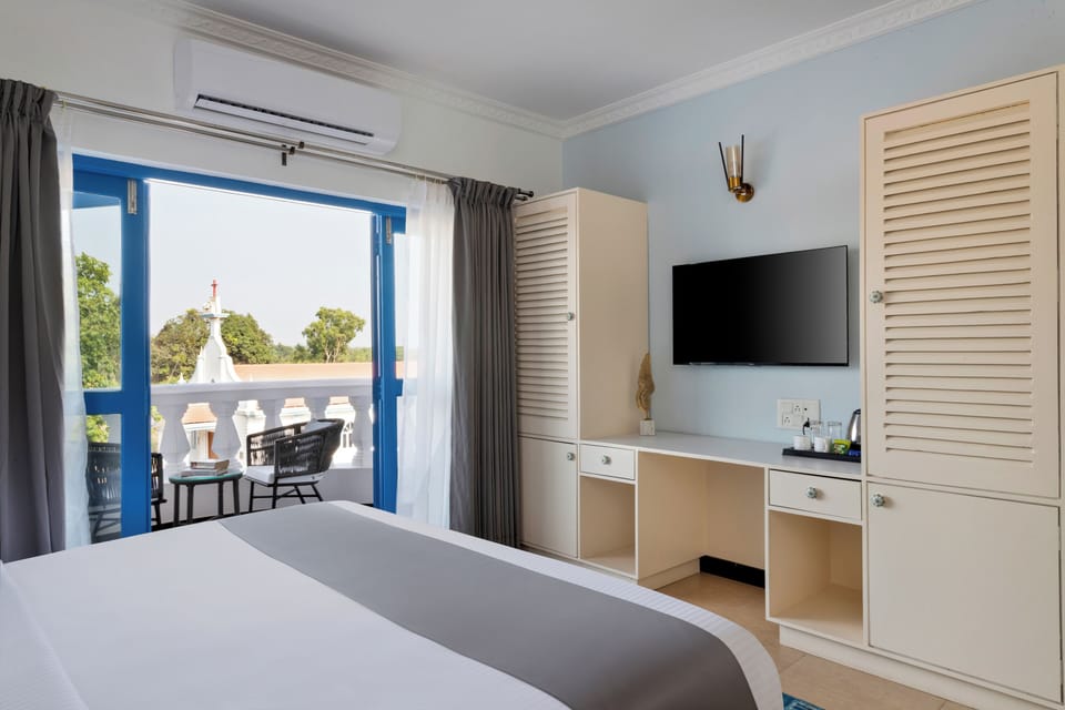 Junior Double Room, 1 Bedroom, City View | Resort view