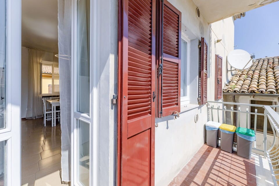Balcony / Terrace / Patio