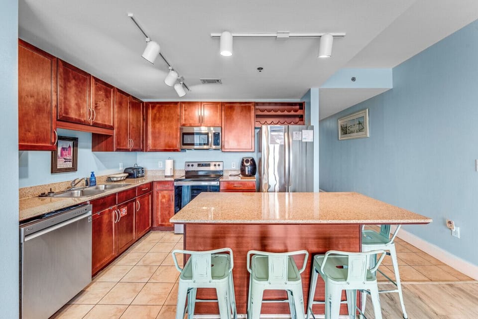 Well Equipped Kitchen!