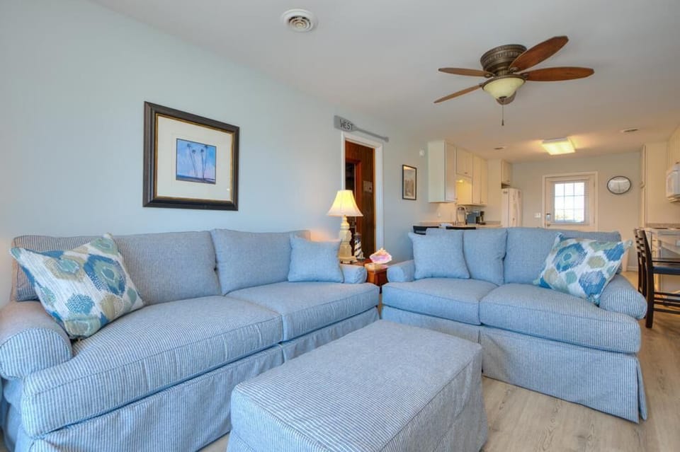 Living Room 
GW 3.18.25