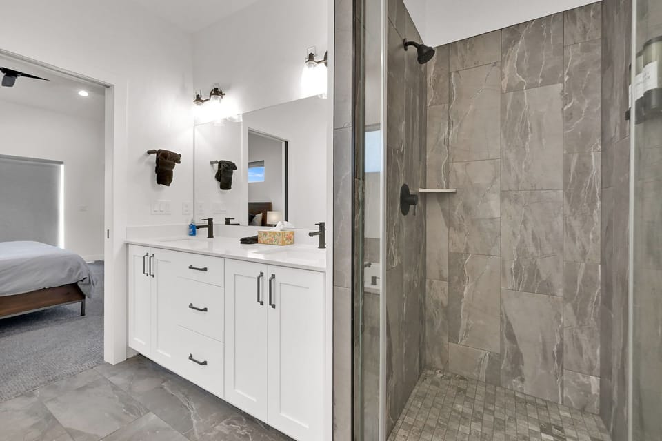 Full Bathroom 2 with Walk-In Shower