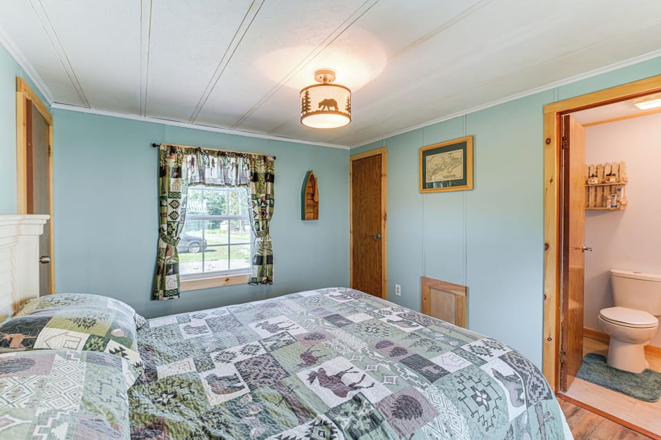 House (2 Bedrooms) | Interior