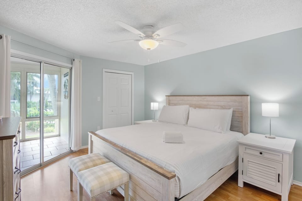 Primary Bedroom, King