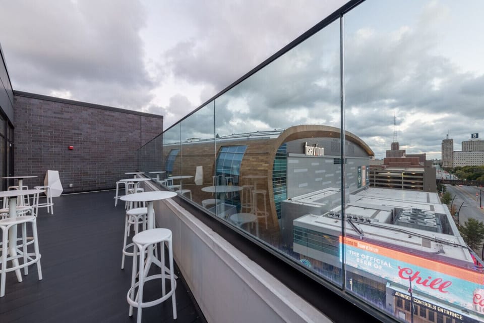 Take in stunning, sweeping views of the Milwaukee skyline from our shared rooftop patio