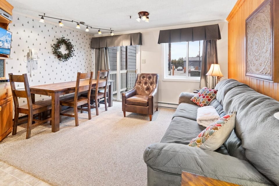 Clean, cozy living space