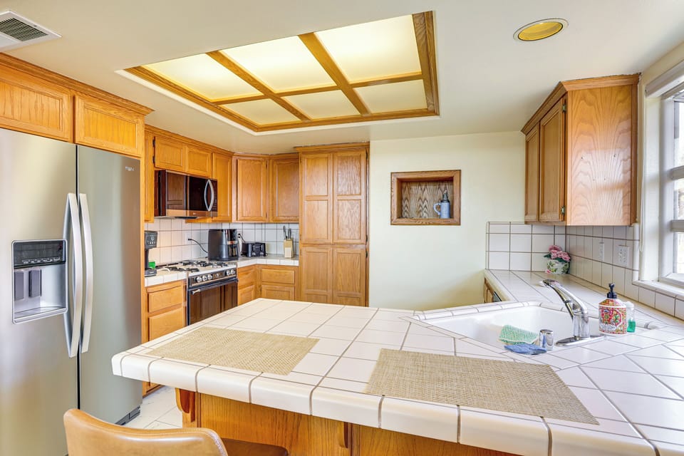 Kitchen | Dishwasher | 1st Floor