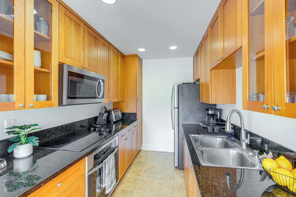 Kitchen | Drip Coffee Maker | Dishwasher | Toaster Oven