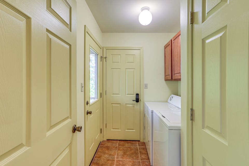 Laundry Room | Main Floor