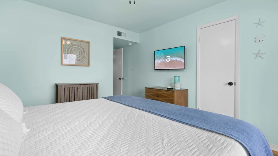 Condo, Multiple Beds, Balcony, Ocean View (Coastal Retreat at Seascape) | 2 bedrooms, individually decorated, individually furnished