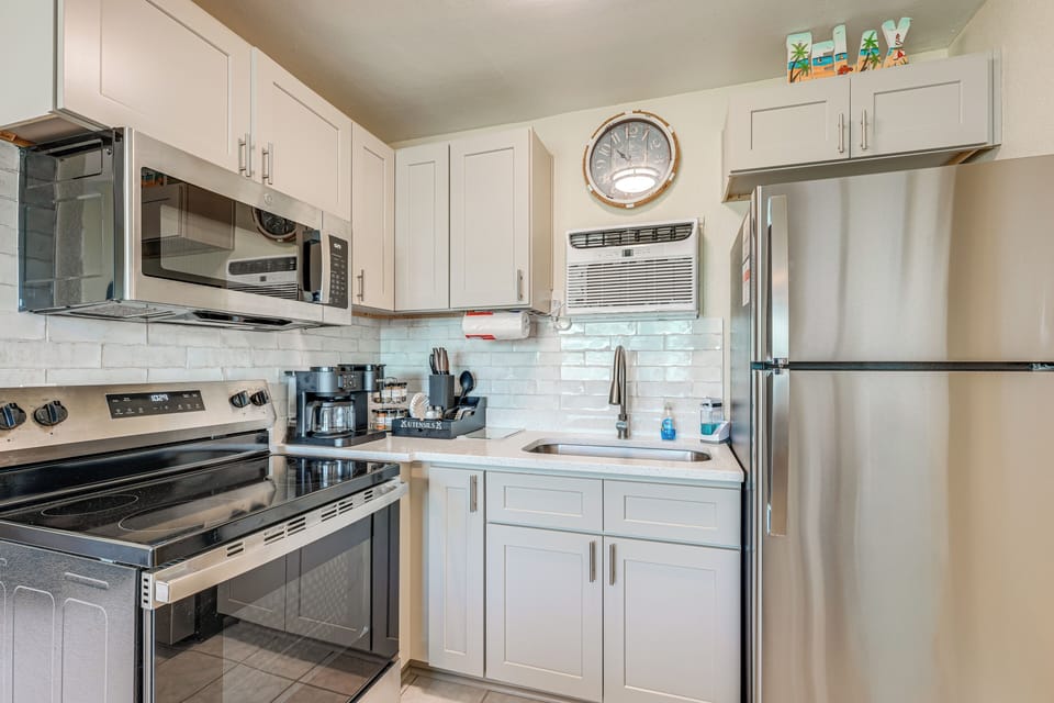 Kitchen | Dining Area | Cooking Basics