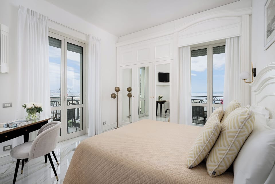 Double Room, Balcony, Sea View (Panoramic) | Premium bedding, minibar, in-room safe, desk