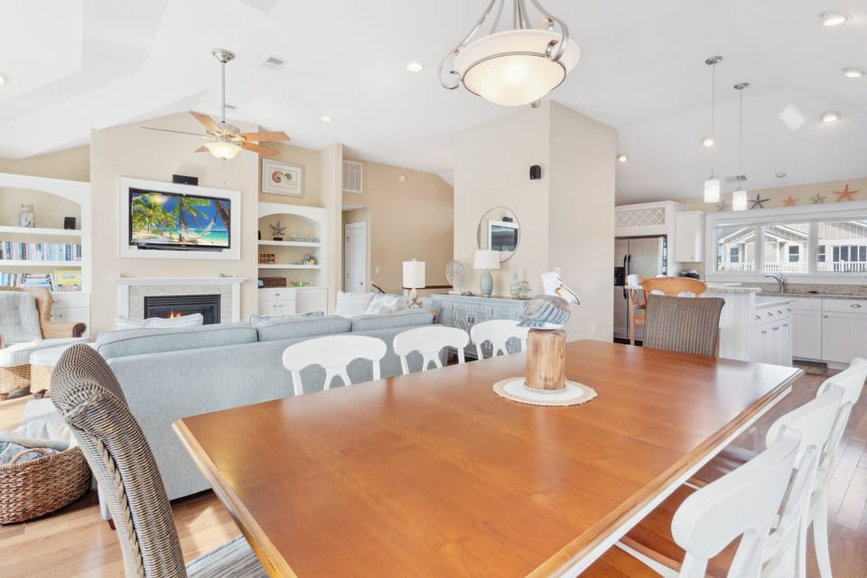 Eat together in the adjacent Dining Area with seating for 8 and spend your evenings in the glow of the Outer Banks sunshine with the people you love most.