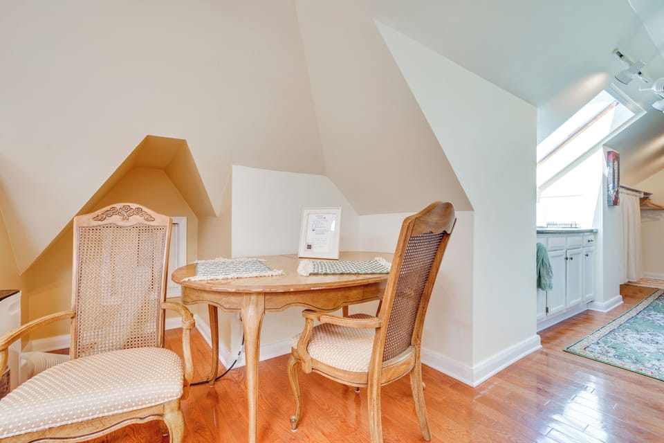 Studio | Dining Area | Dishware & Flatware
