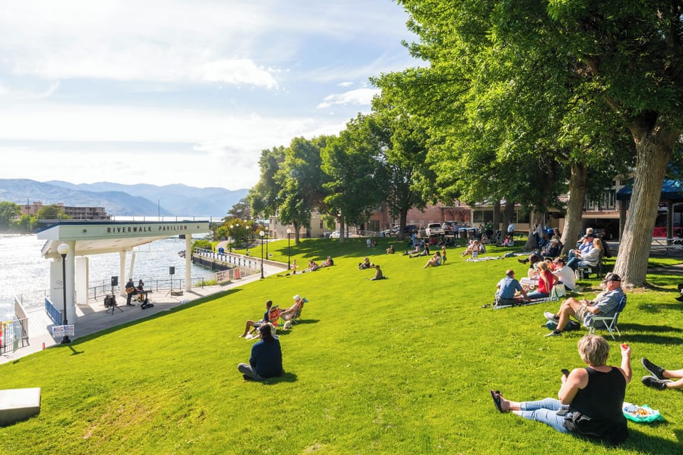 Chelan Riverwalk Park a few blocks away.