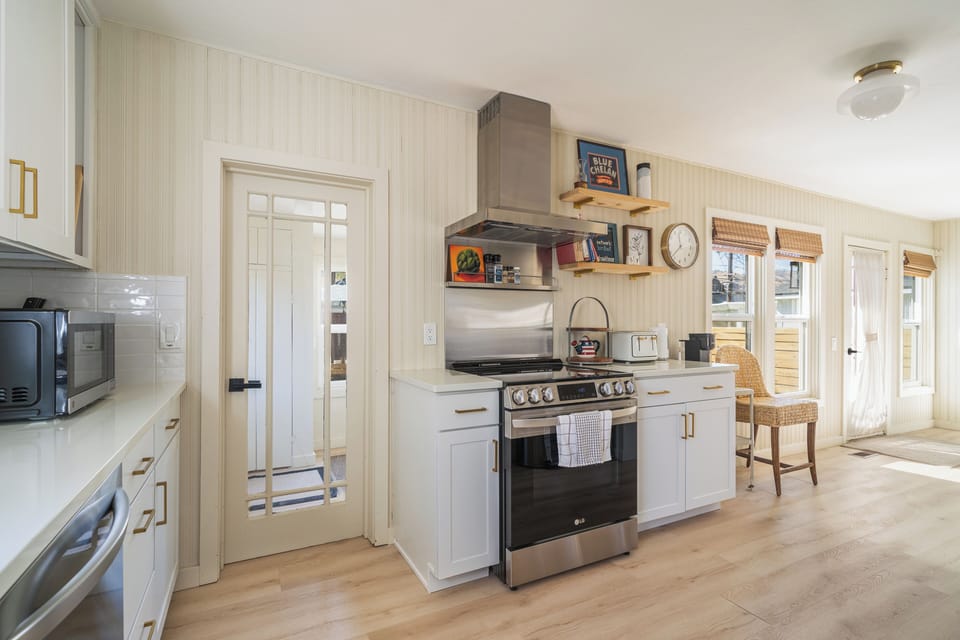 Lots of natural light flowing inside the kitchen and dining room.