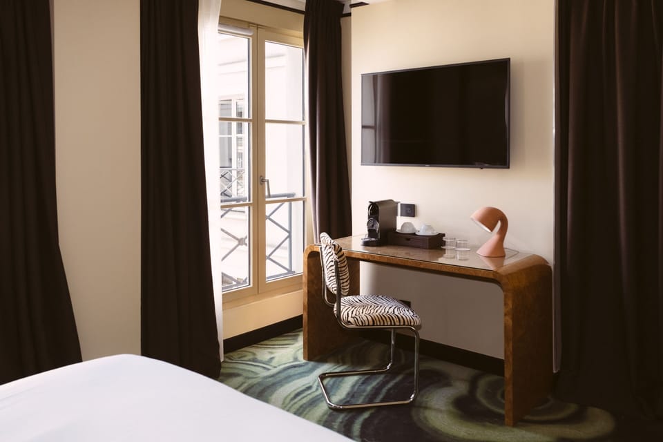 Deluxe Double or Twin Room, Courtyard View | Premium bedding, down comforters, minibar, in-room safe