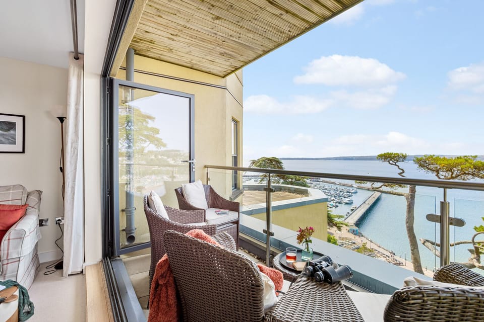 Balcony and view across Torbay - Fresh Escapes - B6 Masts - Sleeps 6 -Torquay - Sea View