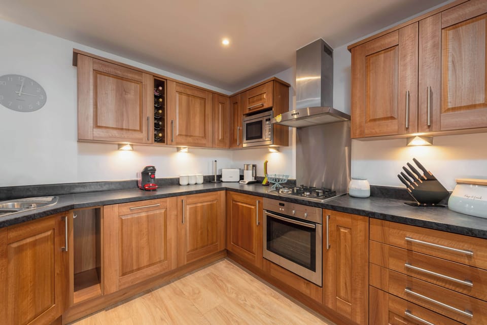 Sunset, Newquay - Host & Stay