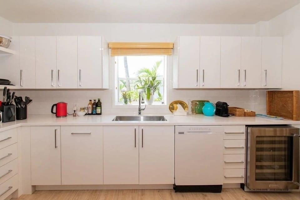 House, 5 Bedrooms | Private kitchen | Coffee/tea maker, fridge, oven, toaster