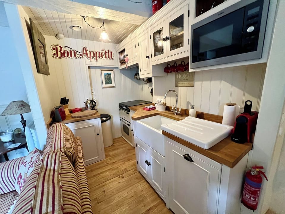 Our fully equipped corner kitchen has everything you need