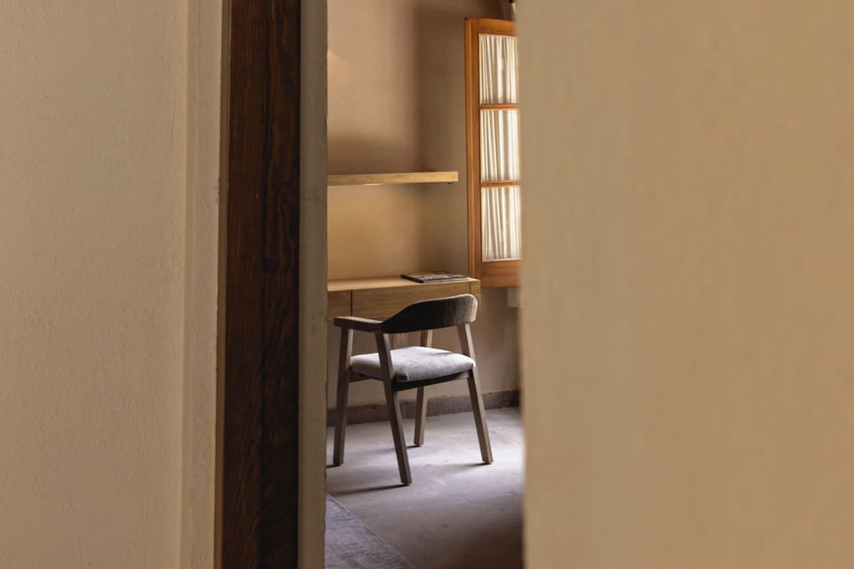 Deluxe Double Room, 2 Queen Beds | Premium bedding, down comforters, pillowtop beds, in-room safe