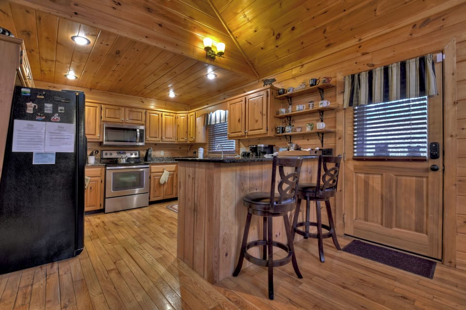 Fully Stocked Open Concept Kitchen