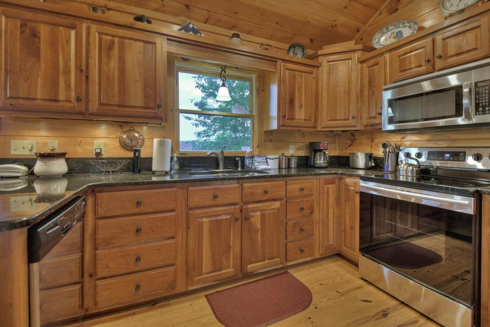 Vistas Over Aska comes with a fully equipped kitchen 