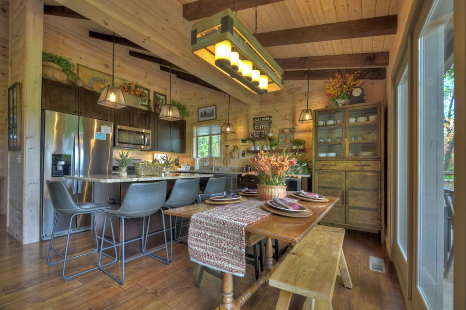 Open Floor Plan Dining area