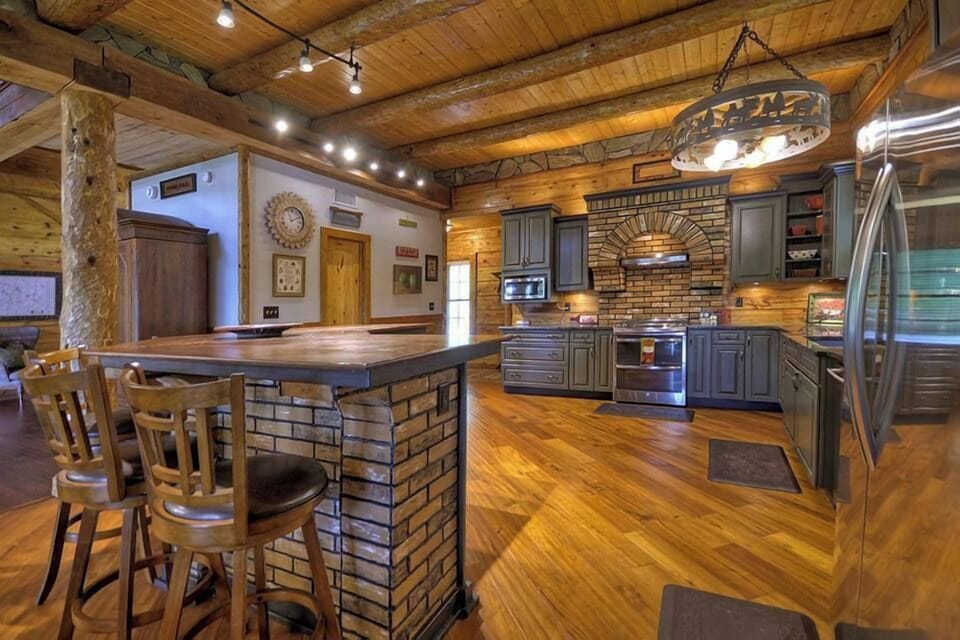 Be inspired in your gourmet kitchen whilst entertaining in this large open kitchen/dining space