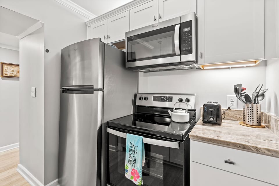 A well-equipped kitchen for a convenient cooking experience.