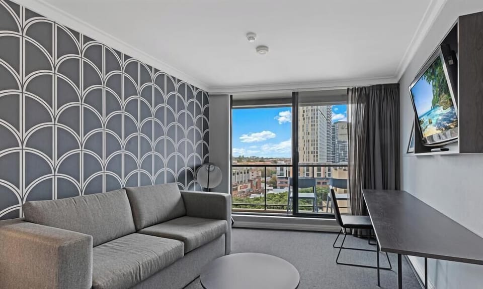 Relaxing living area with a sofa bed for extra guests