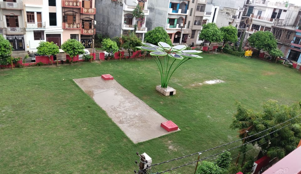 Three-Bedroom House | Garden view