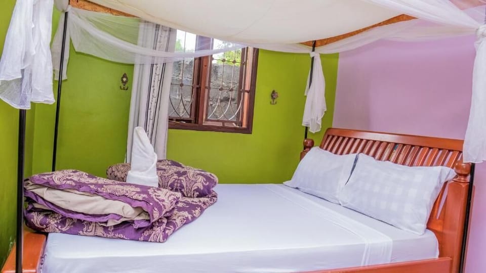 Economy Single Room