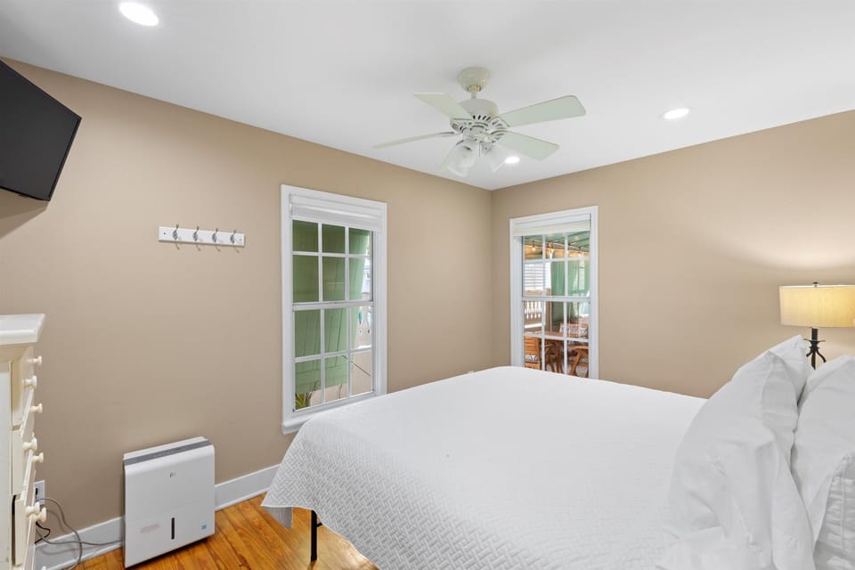 Bedroom - King
