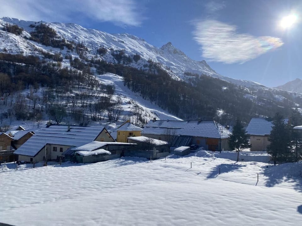 Snow and ski sports