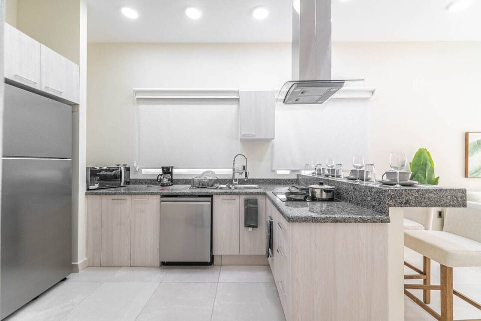Sleek, modern kitchen with everything you need to whip up your favorite dishes