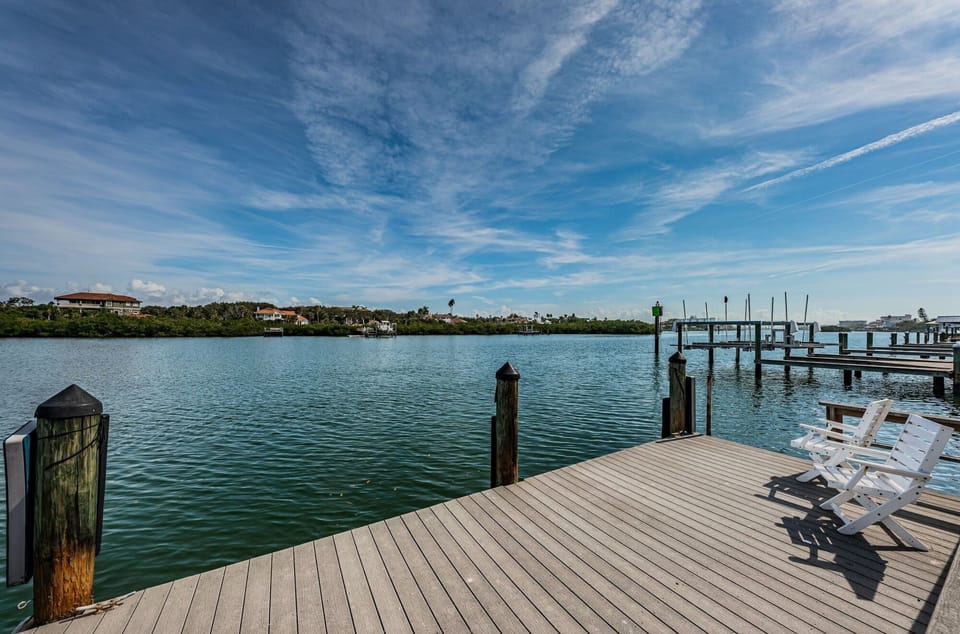 Dock